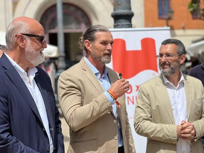 Fotografía 4 de Cádiz ya tiene equipo: 100x100 Unidos irrumpe en la capital con Juan de Dios Sánchez al frente