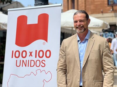 Fotografía 6 de Cádiz ya tiene equipo: 100x100 Unidos irrumpe en la capital con Juan de Dios Sánchez al frente