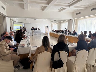 Fotografía 3 de 100x100 Unidos refuerza su proyecto con una ronda de encuentros con empresarios y sindicatos de la provincia