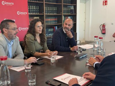 Fotografía 5 de 100x100 Unidos refuerza su proyecto con una ronda de encuentros con empresarios y sindicatos de la provincia