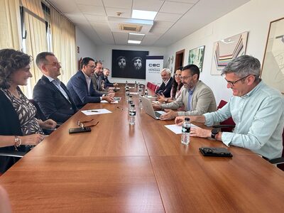 Fotografía 7 de 100x100 Unidos refuerza su proyecto con una ronda de encuentros con empresarios y sindicatos de la provincia