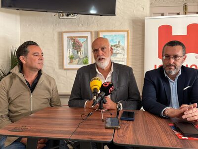 Fotografía 2 de 100x100 Unidos irrumpe en Vejer: más voz para los pueblos y menos órdenes desde arriba