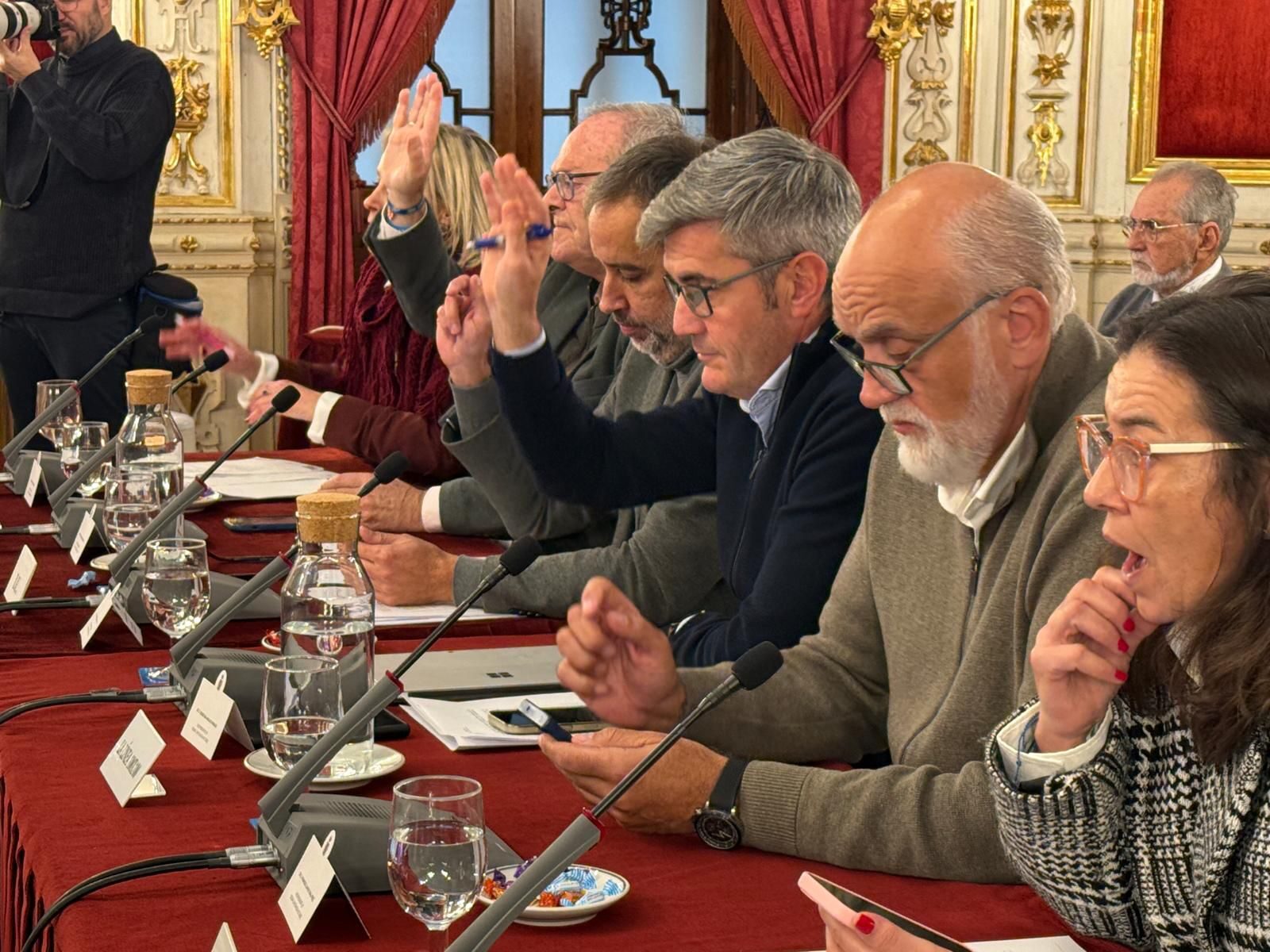 100x100 demanda en el pleno de la Diputación la reactivación del Plan de Ordenación del Territorio de la Costa Noroeste