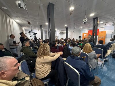 Fotografía 7 de “Me duele Sanlúcar, pare”: 100x100 presenta las líneas de su proyecto para recuperar el futuro de la ciudad