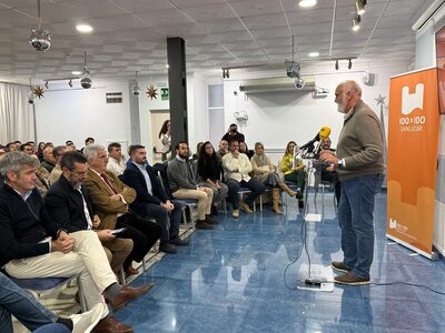 Fotografía 10 de “Me duele Sanlúcar, pare”: 100x100 presenta las líneas de su proyecto para recuperar el futuro de la ciudad